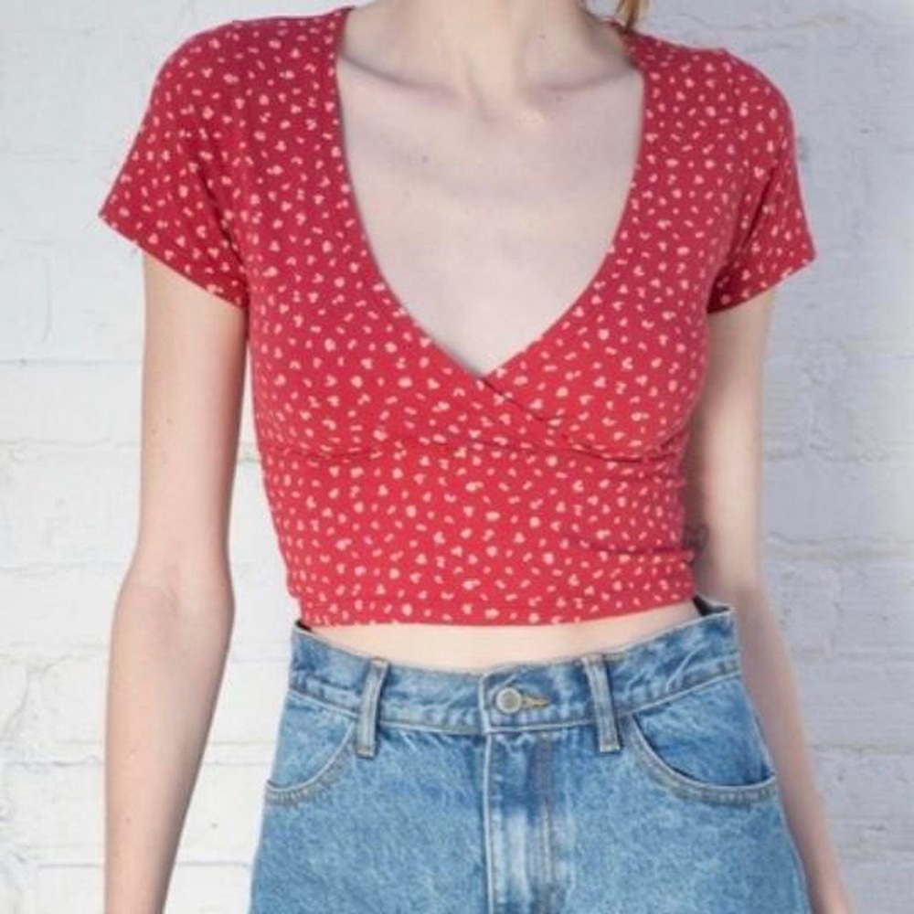 Brandy Melville Red Cropped V-Neck Tee with Mini Heart Print